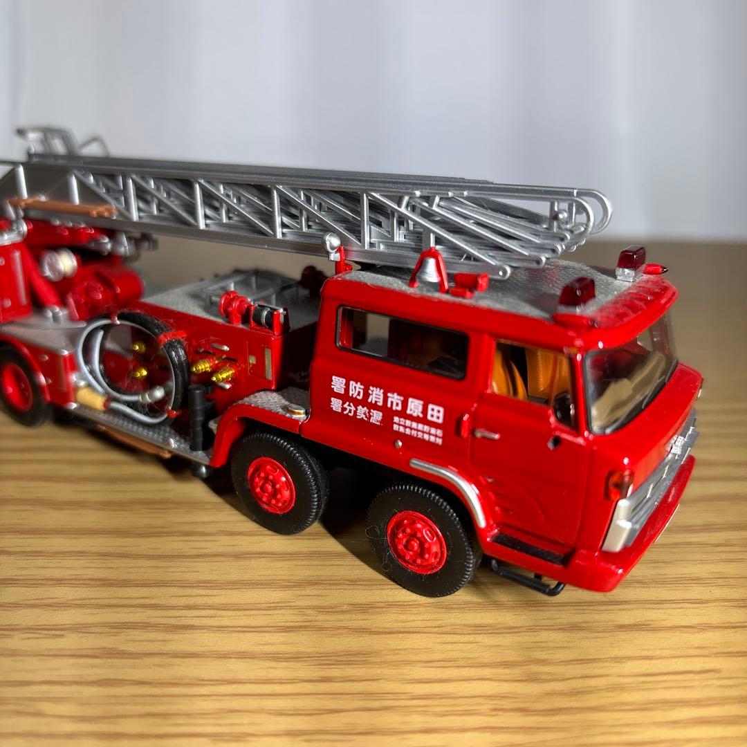 トミカリミテッド LV-N24a 日野TC343型はしご付き消防車 田原市消防署