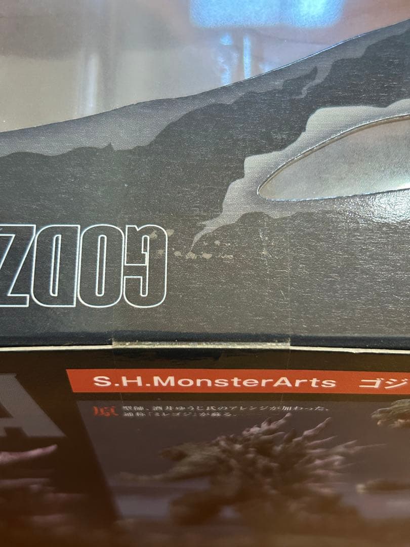未開封 S.H.MonsterArts ゴジラ2000 ミレニアム フィギュア