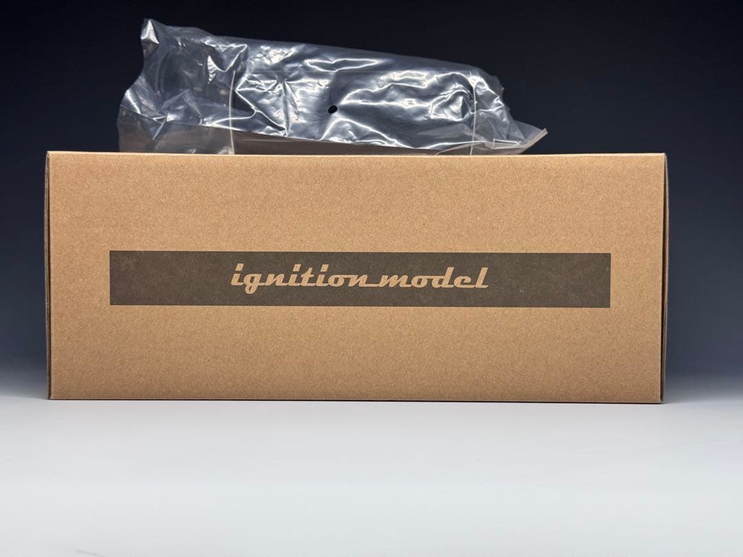 IG 1/18 LB シルエット ワークス GT 35GT-RR レッド No5