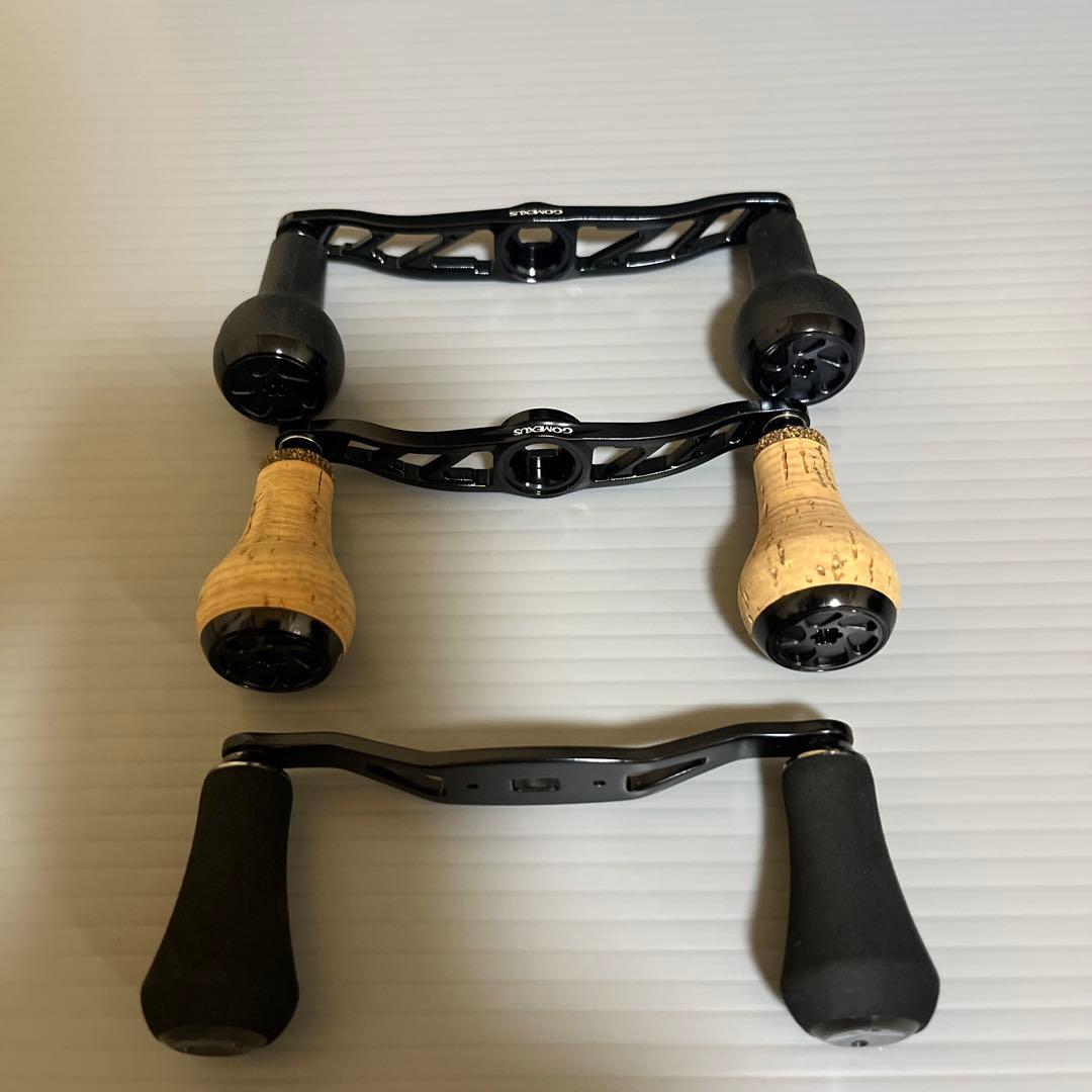 22ジリオン純正ハンドル、ゴメクサス