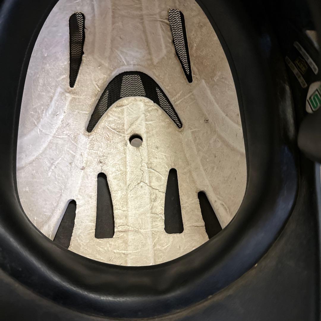 黒色 ヘルメット Sの刺繍