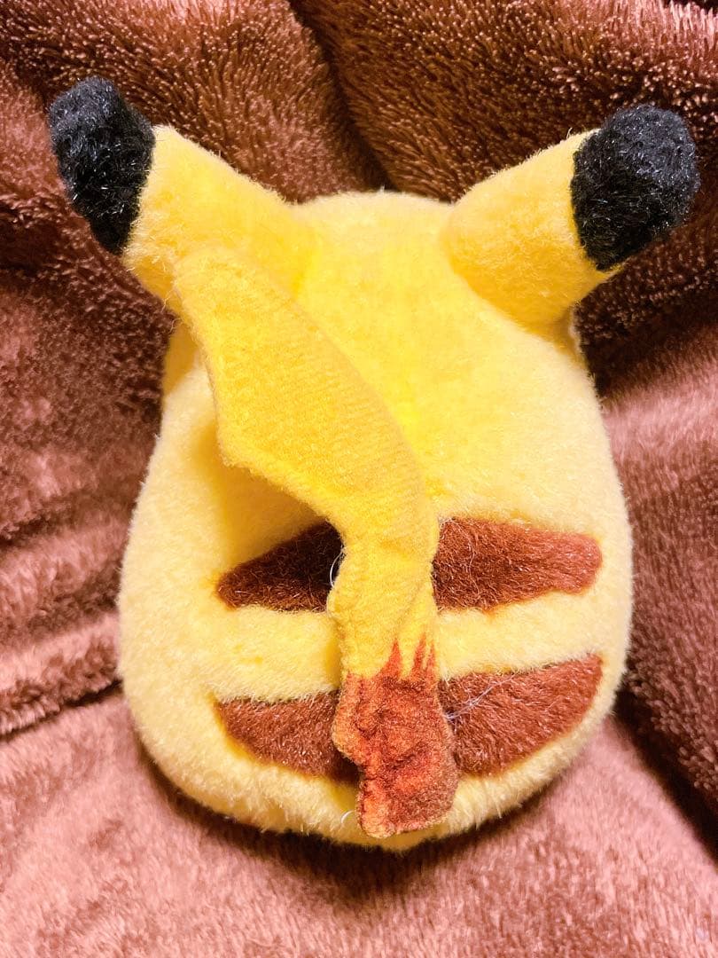 ピカチュウ TOMY 初期　ぬいぐるみ