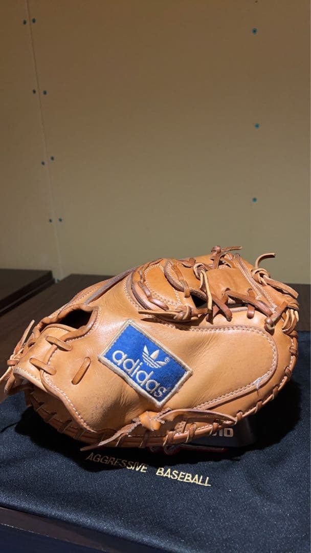 adidas 硬式用キャッチャーミット