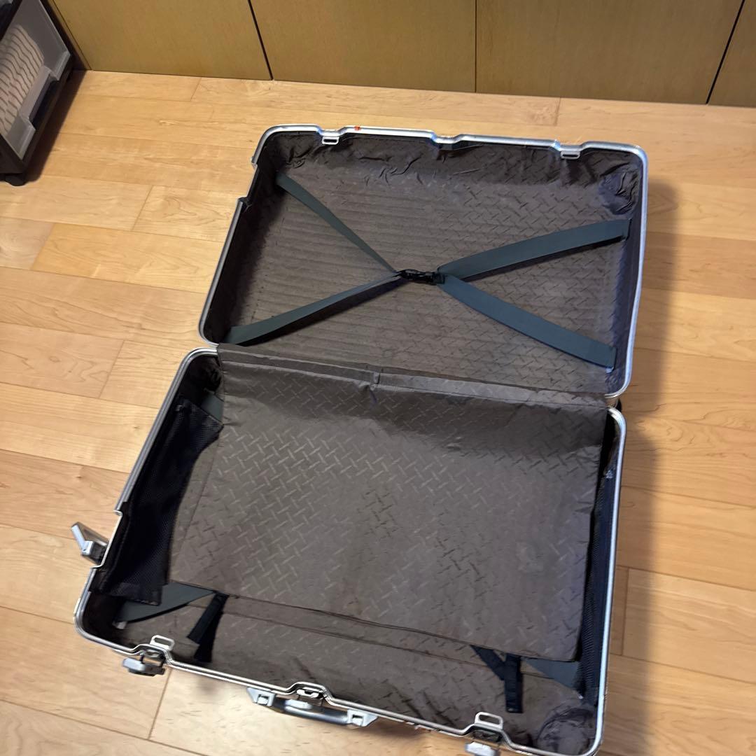 リモア、ルフトハンザスーツケース