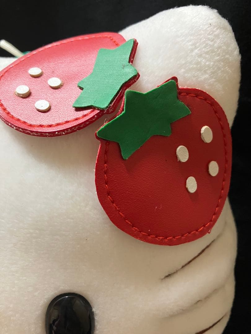 レア　ハローキティ いちご柄 ぬいぐるみ レトロ約30cm B2243