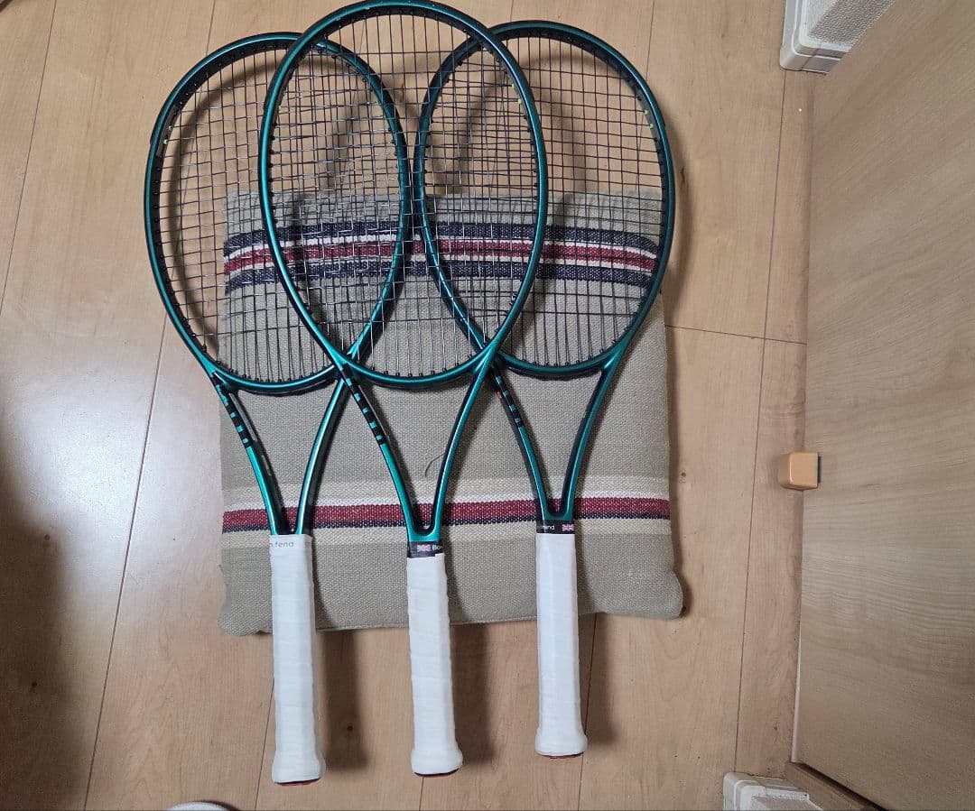 値下げしました。WilsonBLADE(ブレード)98V9 16×19　3本#2