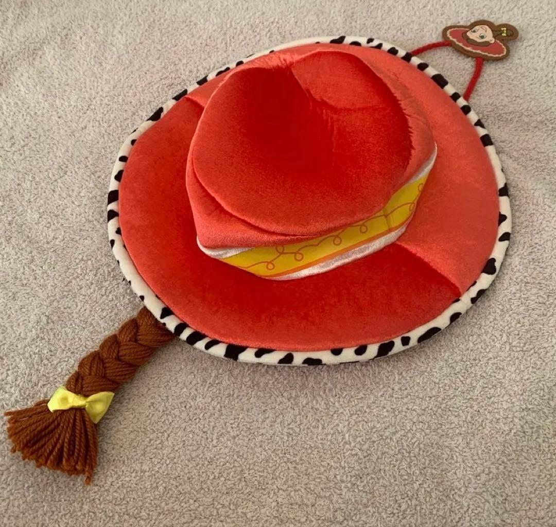 ディズニー　トイストーリー ジェシー ウッディ ファンキャップ ハット 被り物