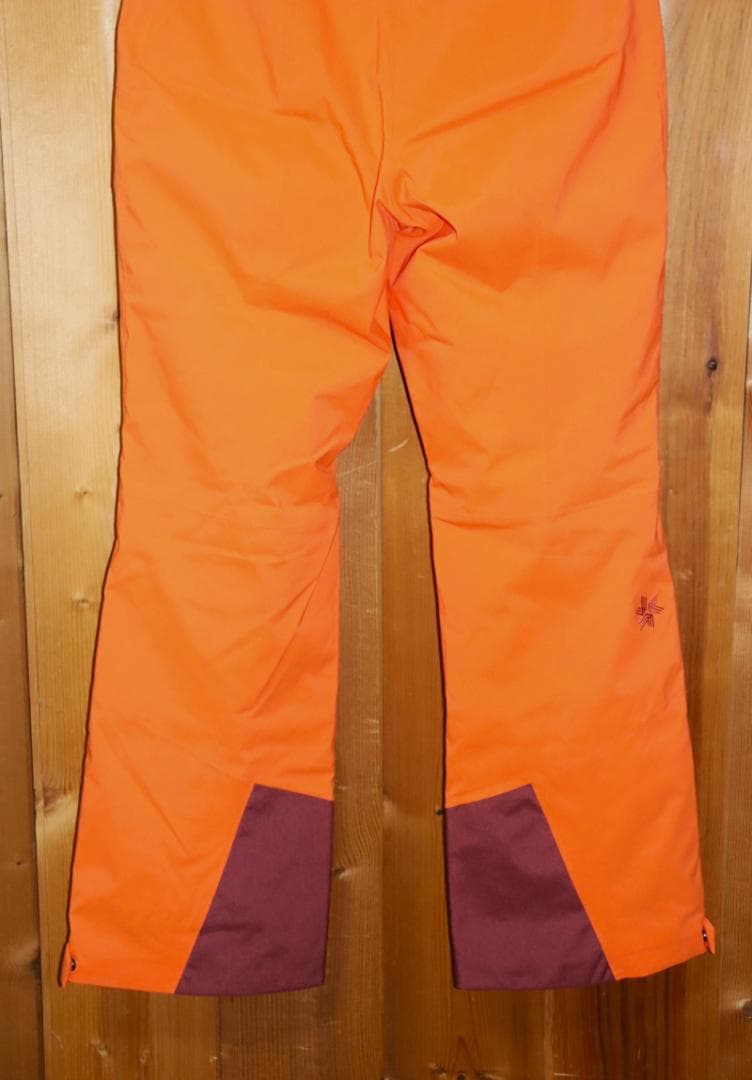 新品 ゴールドウイン Gソリッド カラー 中綿 スキーパンツ (4/XL)Ⓗ