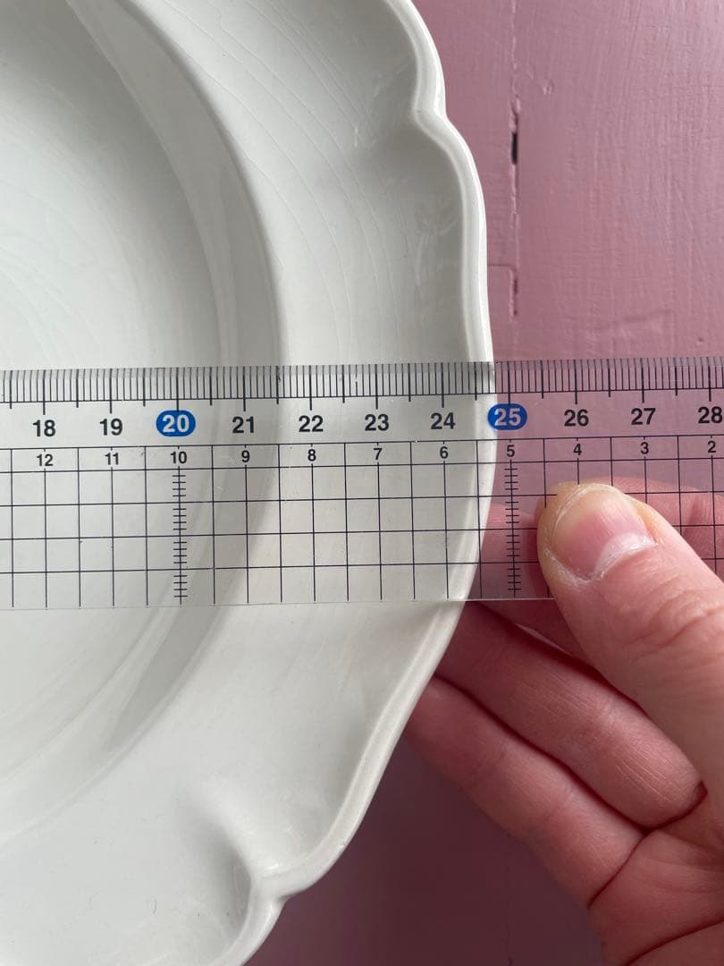 Villeroy&Boch（ビレロイ＆ボッホ）白いアンティークプレート