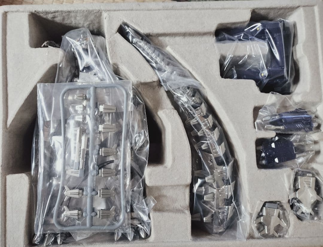 〈新品未開封〉超合金GD-45M メカゴジラ2003メッキバージョン