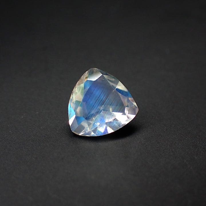 【マダガスカル産】レインボーアンデシン