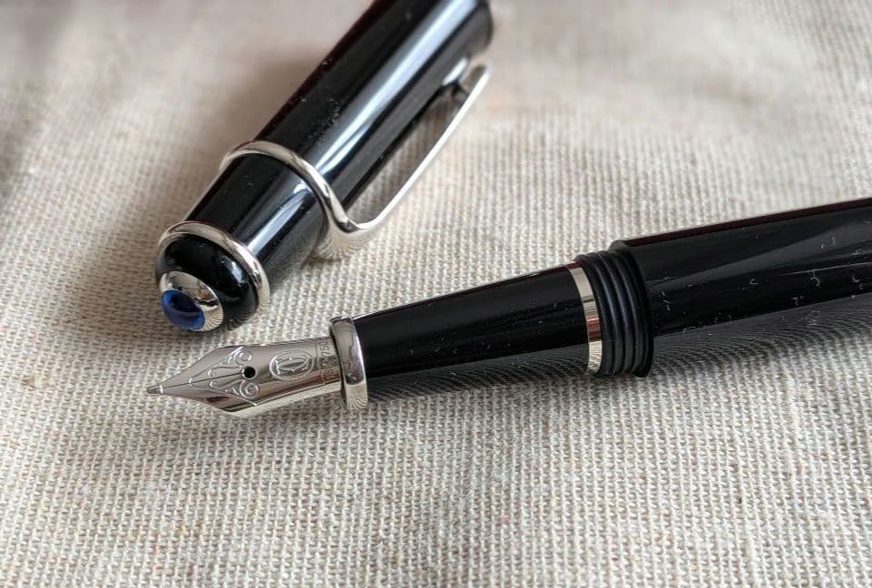 Cartier 黒 万年筆 インクカートリッジ付き