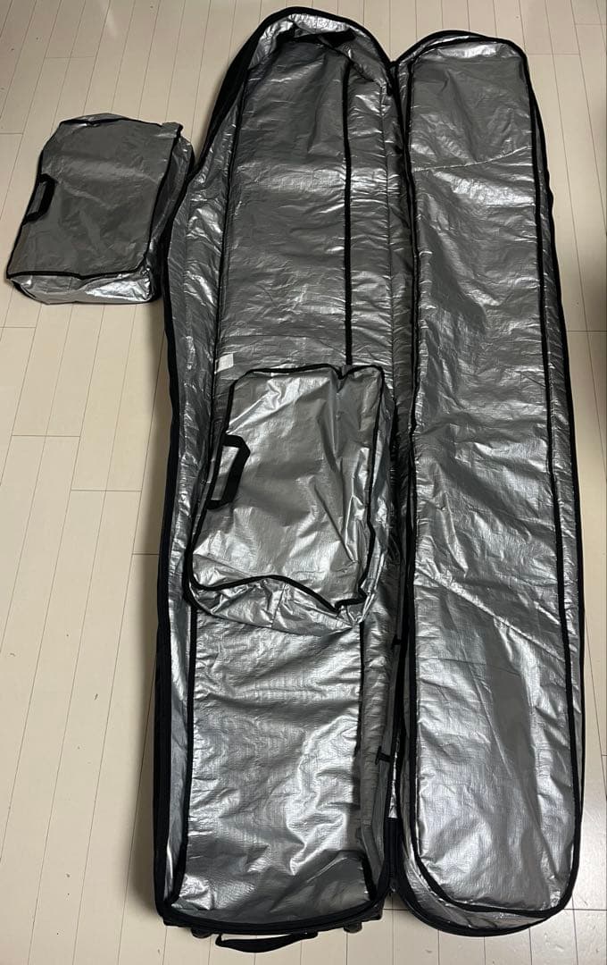 【良品】DAKINE ダカイン　日本正規品　スキーケース　スノーボードケース