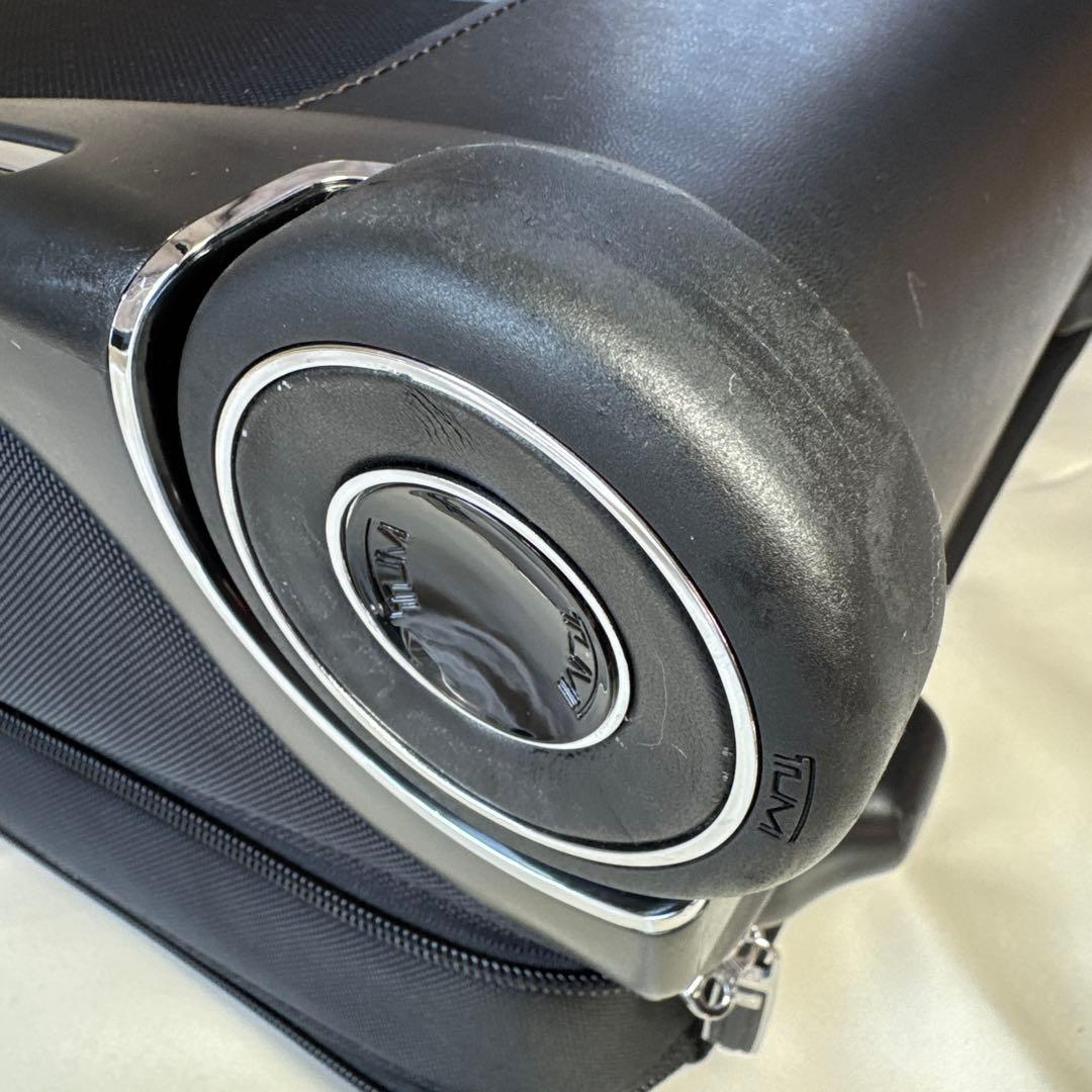 TUMI ARRIVE ホイールドキャリーケース 25603D 機内 新品同様