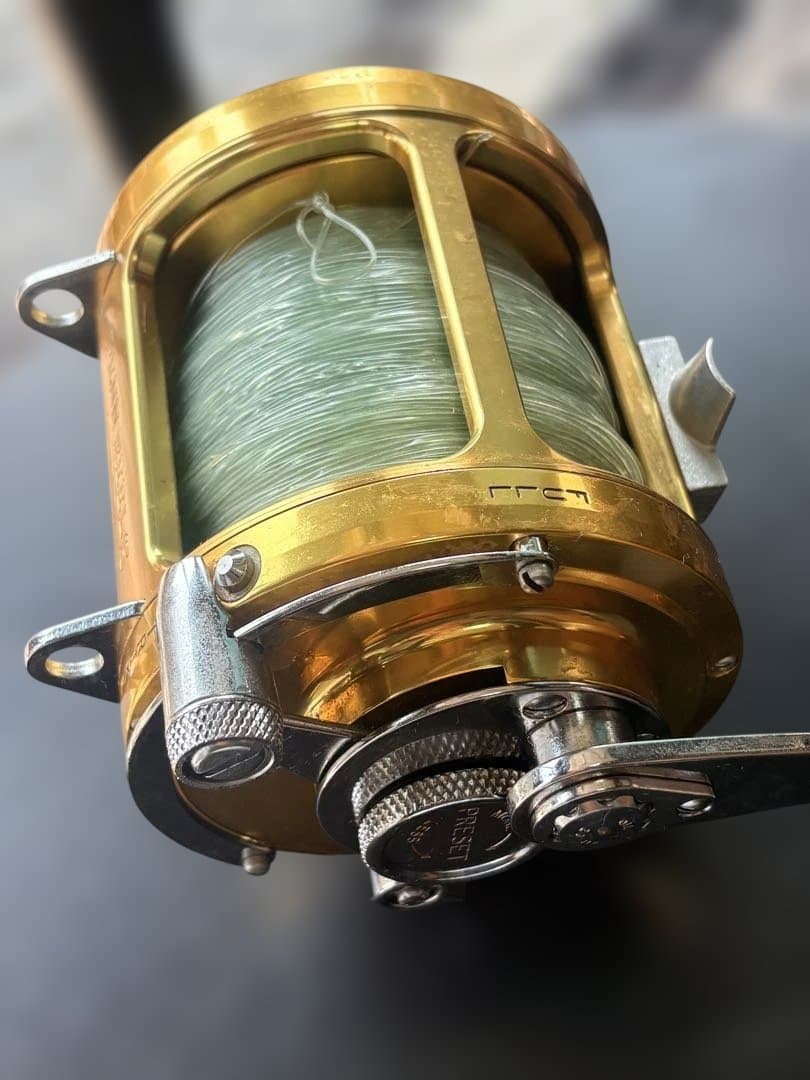 PENN REELS INTERNATIONAL II ゴールドリール