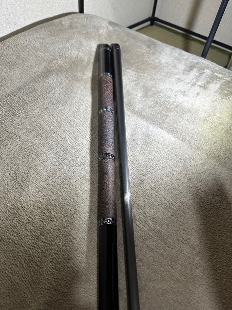 ビリヤードキューJflower EBF+Crown cue Max 8 plus