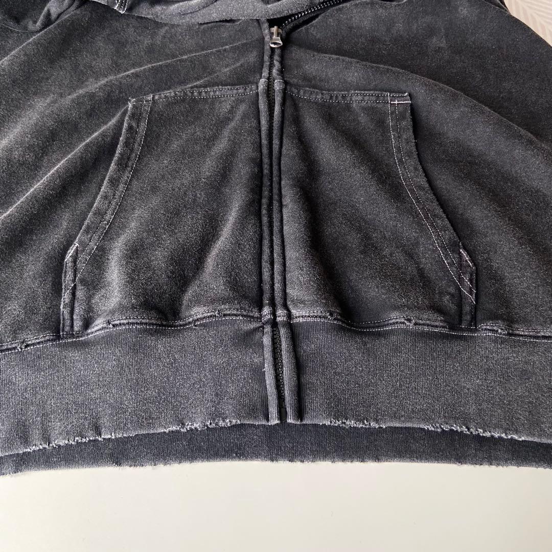 完売品NiziU Live with U 2025 HOODIE Mサイズ