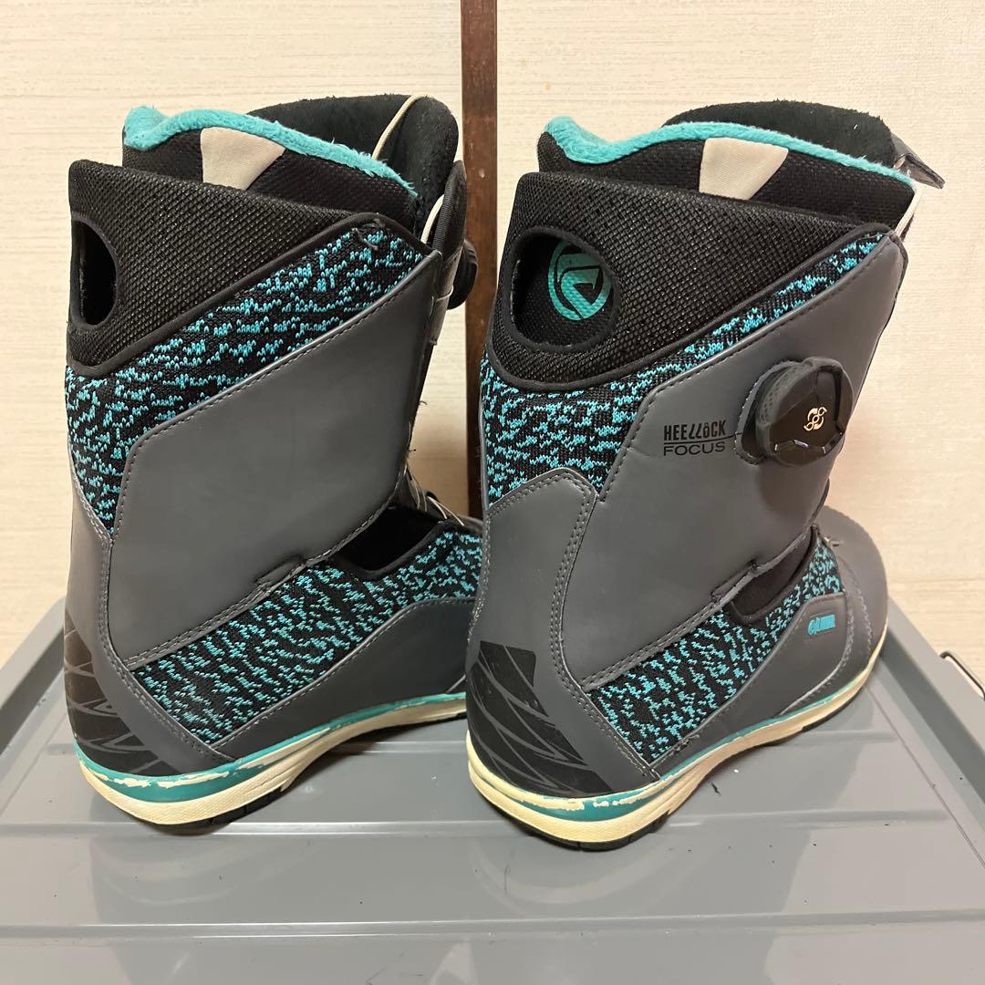 クマミ FLOW LUNAR HEELLOCK FOCUS 25.0cm