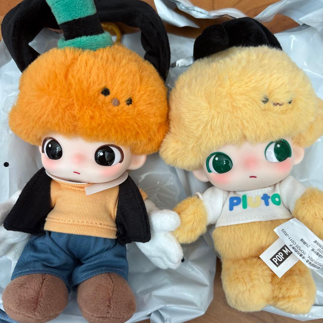 DIMOO WORLD x DISNEYぬいぐるみキーチェーンプルートグーフィー