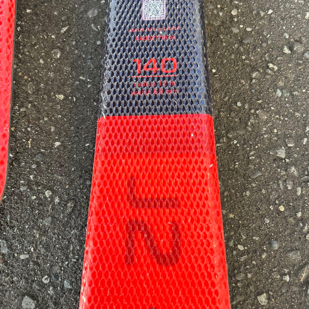 ATOMIC REDSPEED 140 スキー板　ジュニア用美品