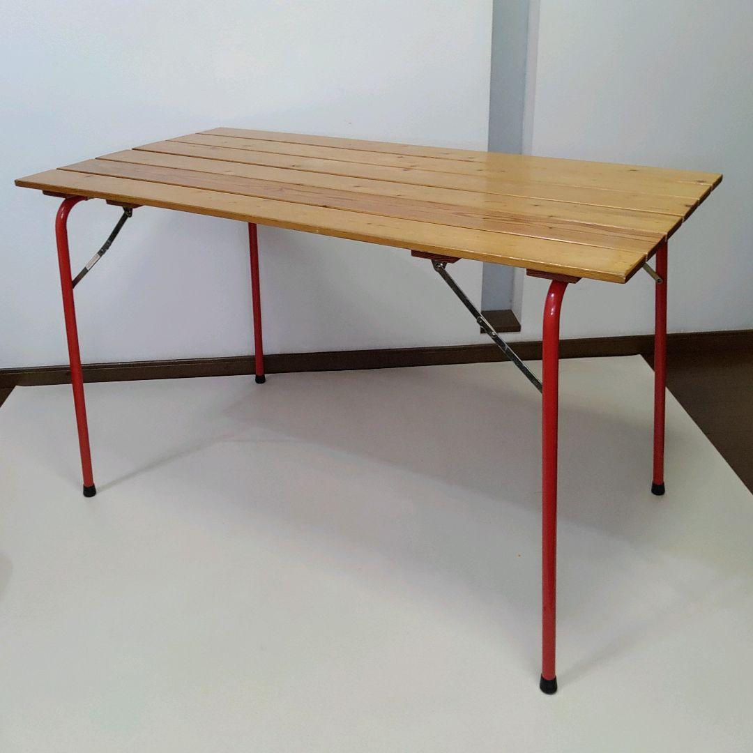 カステルメルリーノ アウトドアテーブル castelmerlino