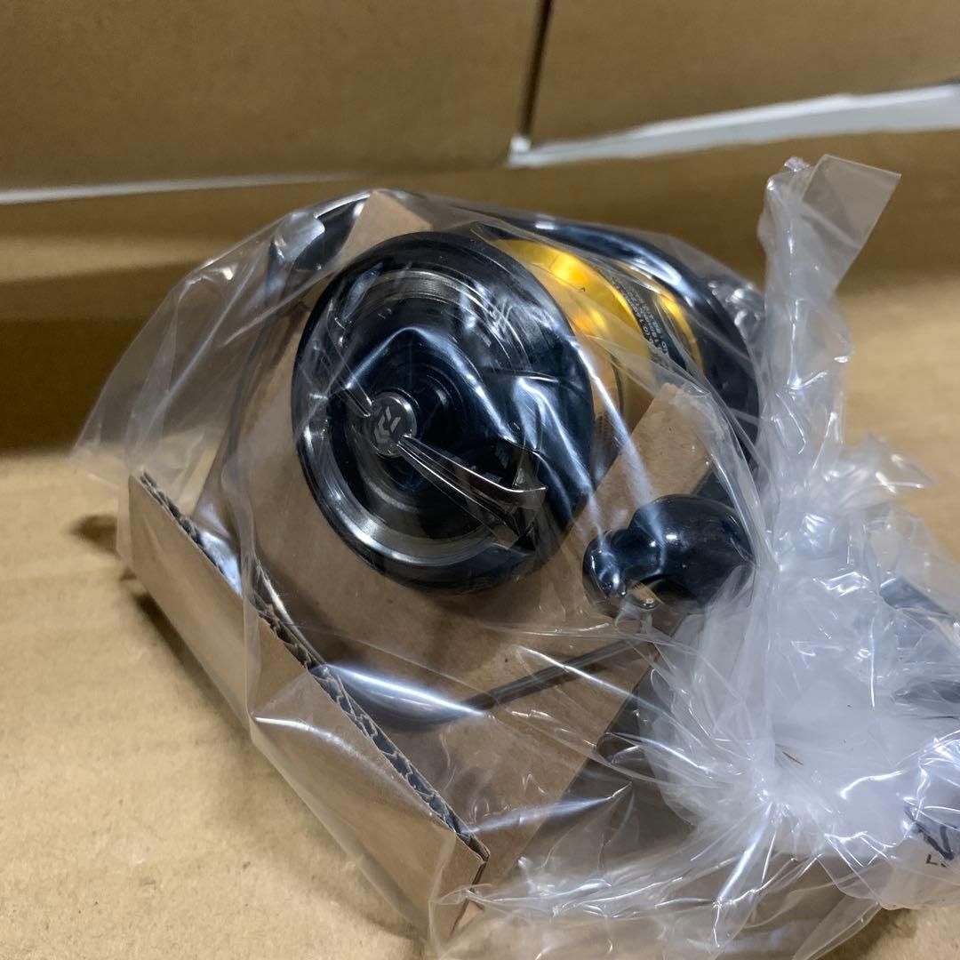 【新品】ダイワ 23レガリス LT2500S-DH スピニングリール