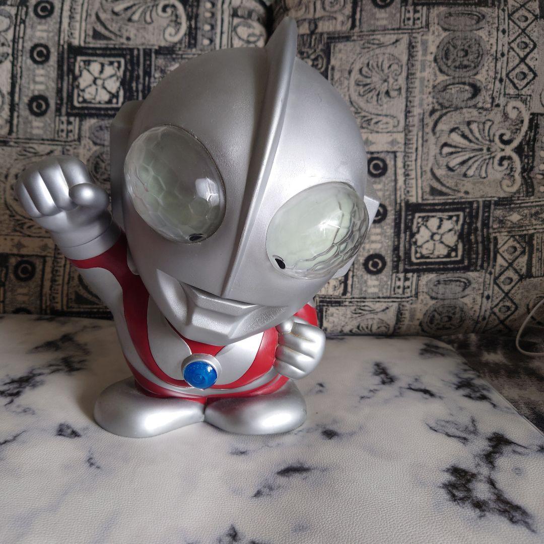 ウルトラマン フィギュア シルバー 赤 約20cm