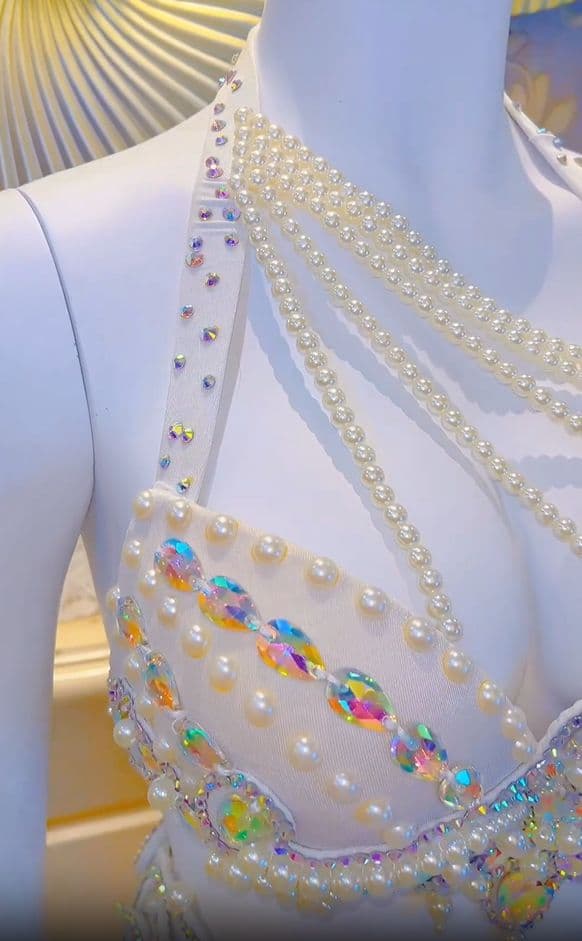 お得 美品一点物 ベリーダンス衣装 ブラスカートセット ホワイトS コスチューム