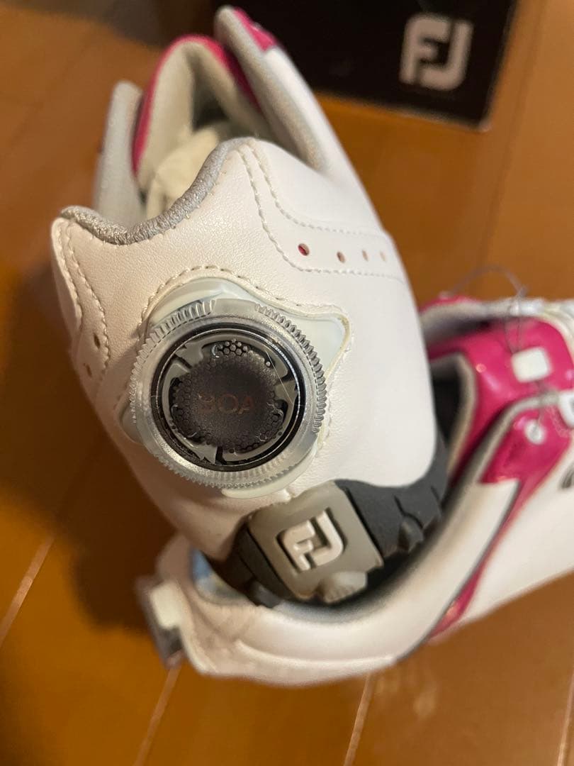 フットジョイ　スパイク　ゴルフ用　レディース　新品未利用