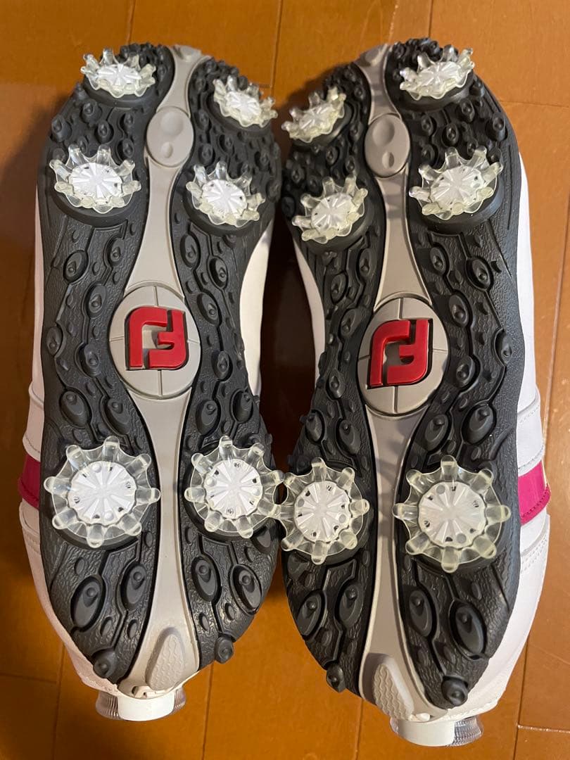 フットジョイ　スパイク　ゴルフ用　レディース　新品未利用