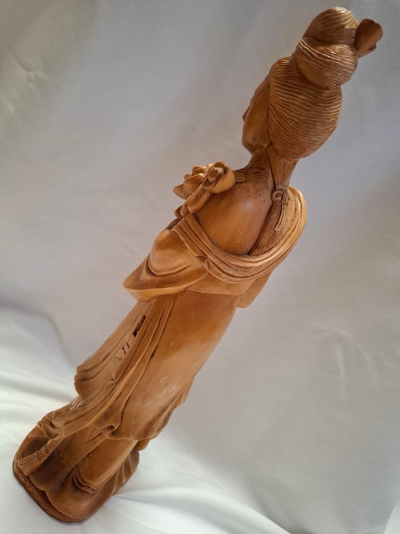 ツゲ木彫り女性像 彫刻 37㎝