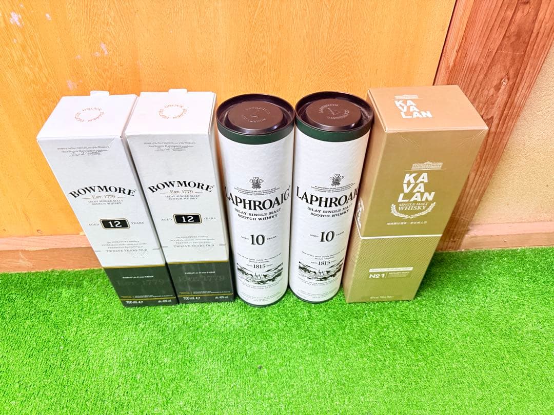 Bowmore 12年、Laphroaig 10年、Kavalan No.1