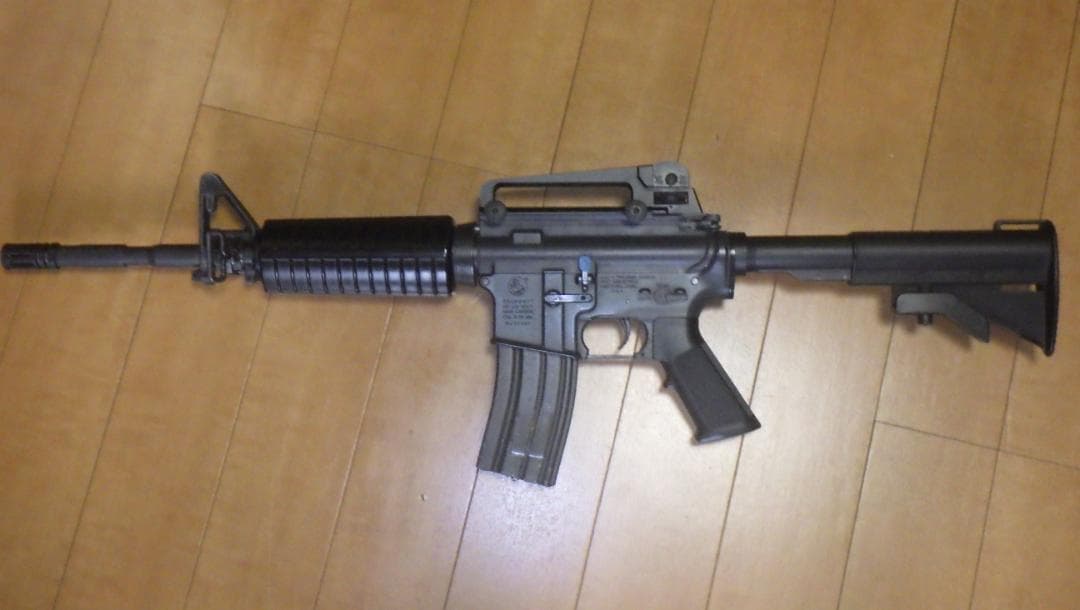 東京マルイ　M4電動ガン　スタンダード８7ｍ／ｓ　１８歳以上+多弾マガジン