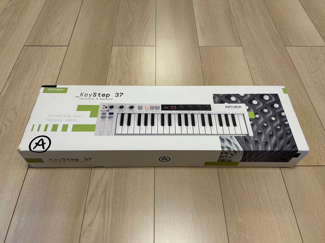 ARTURIA MIDIキーボード コントローラー KeyStep 37