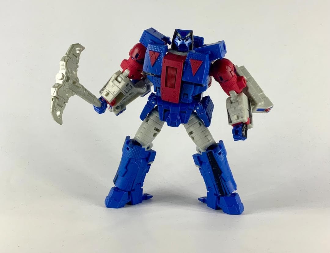 トランスフォーマー　40th ストラクサス