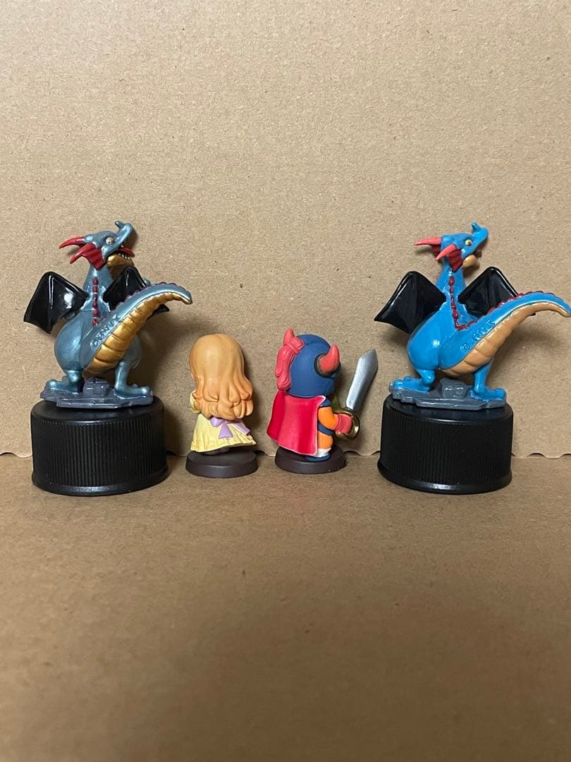 ドラゴンクエスト　勇者ローラ姫　りゅうおう色違い　ミニフィギュア