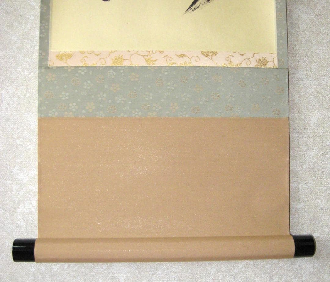 【真筆】茶掛け　山花開似錦◆大徳寺派 慈眼寺 前大徳 澤 梁堂　共箱・タトウ箱付