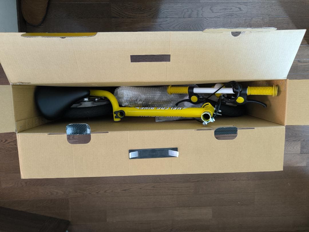 KELCOG BIKE ケルコグバイク　ライトニングイエロー　説明書有