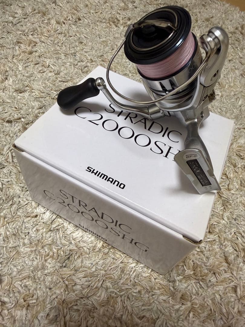 シマノ 19 ストラディック C2000SHG スピニングリール