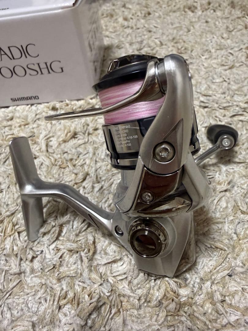 シマノ 19 ストラディック C2000SHG スピニングリール