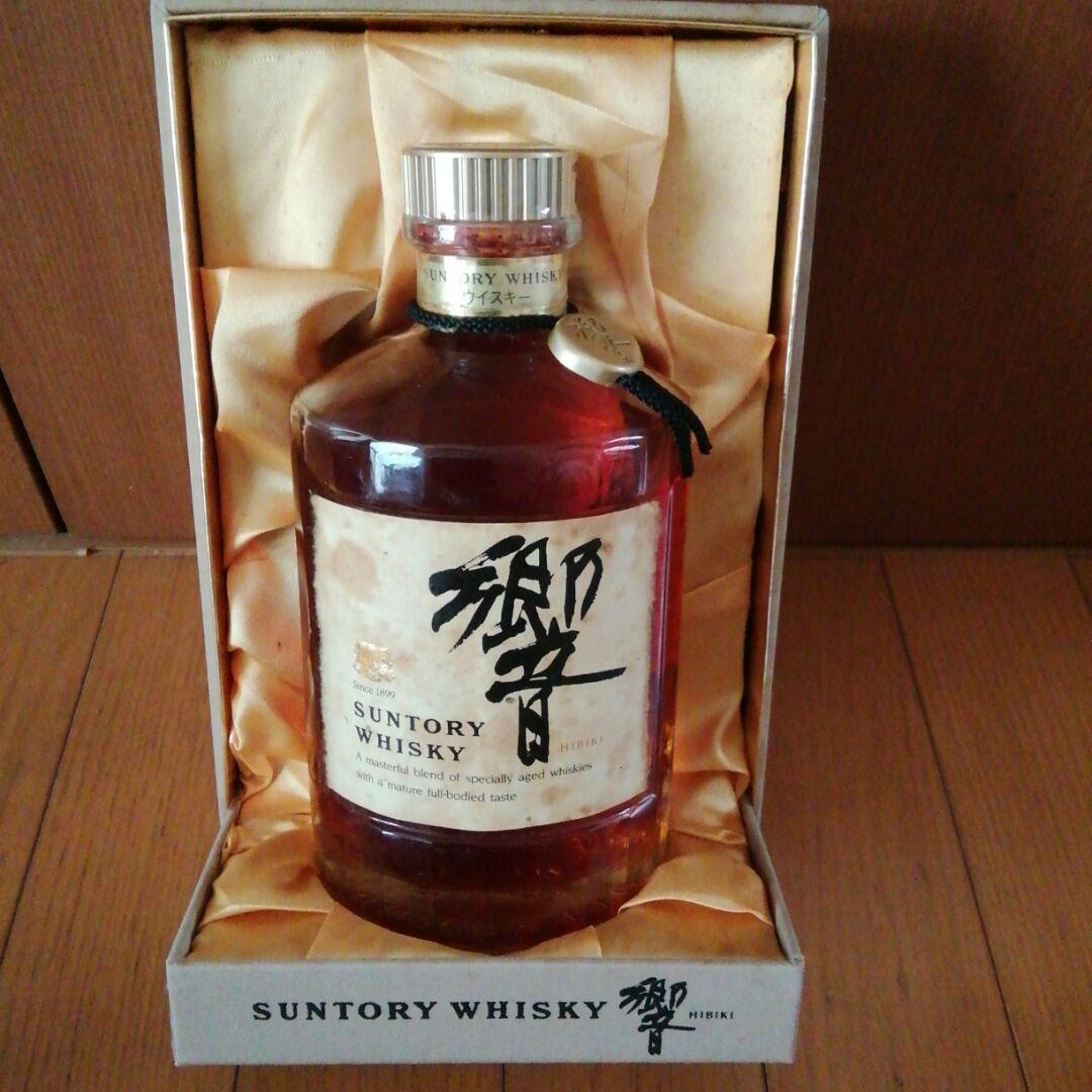 サントリー  響  750ml ゴールドラベル