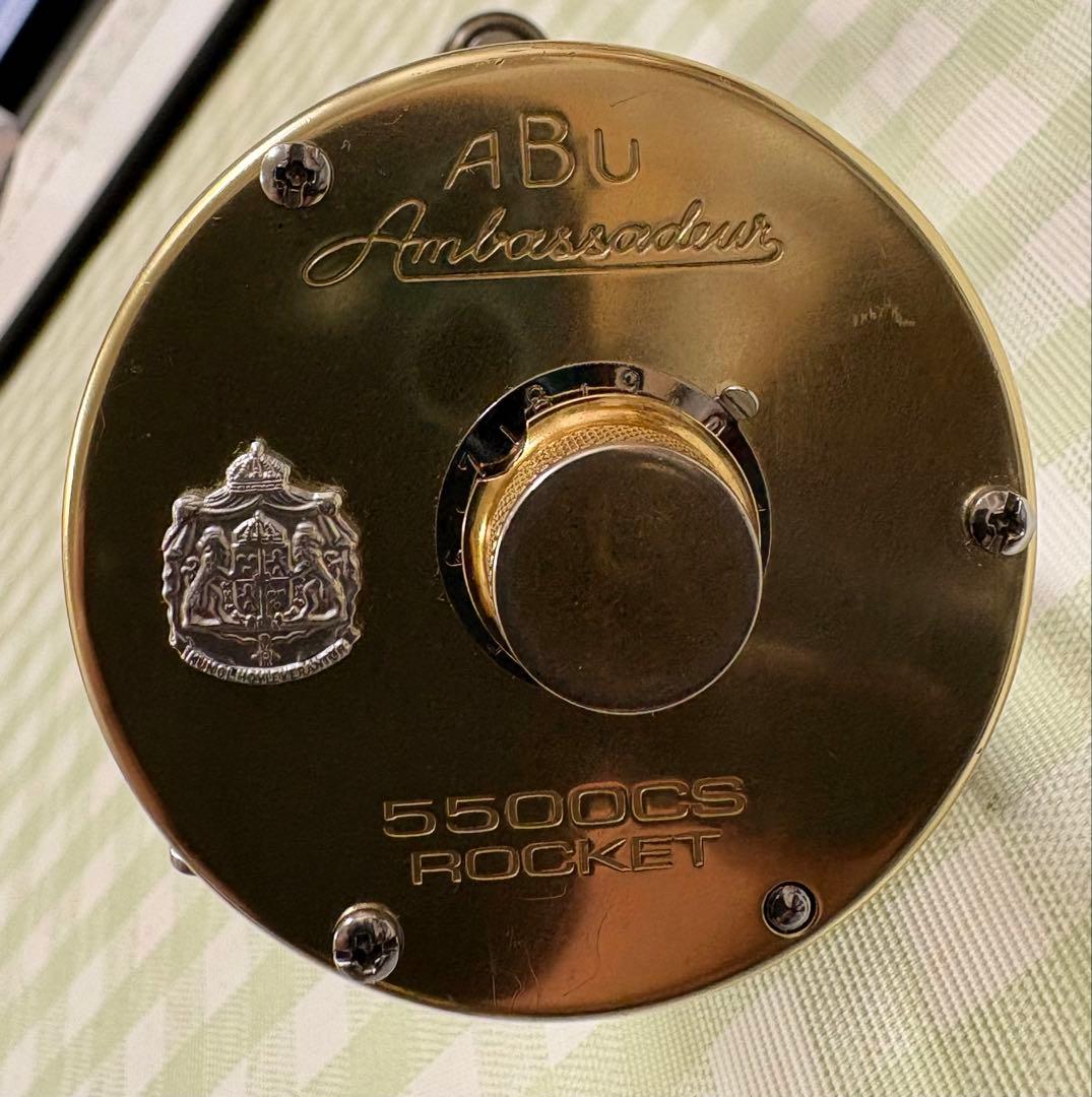 アブガルシア アンバサダー 5500CSロケットシャンパンZPI ダブルハンドル