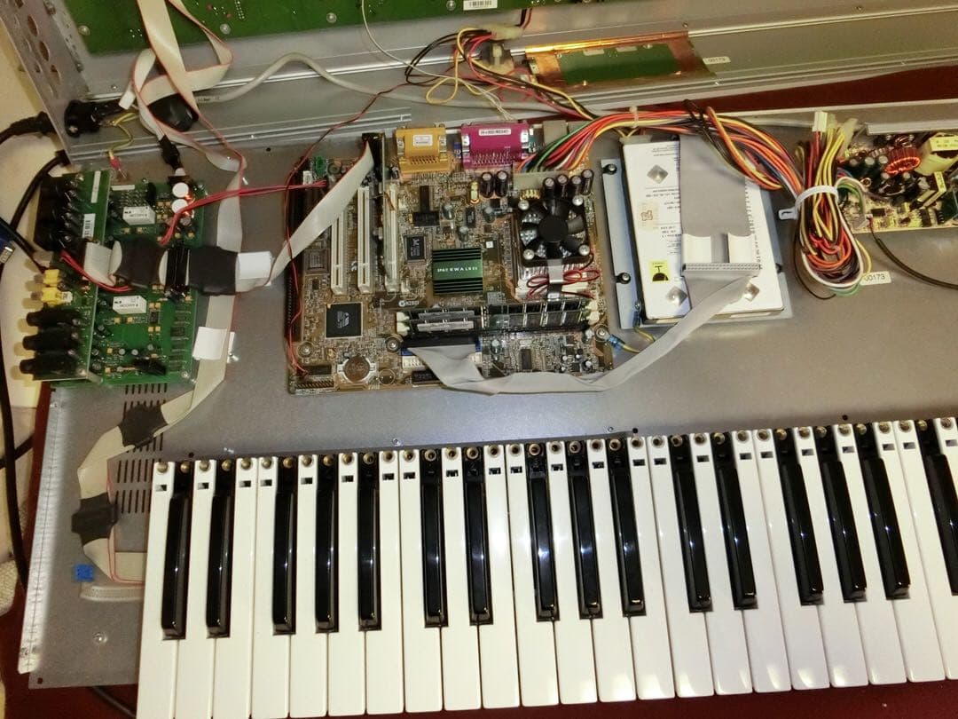 【ジャンク】Hartmann Neuron【美品】