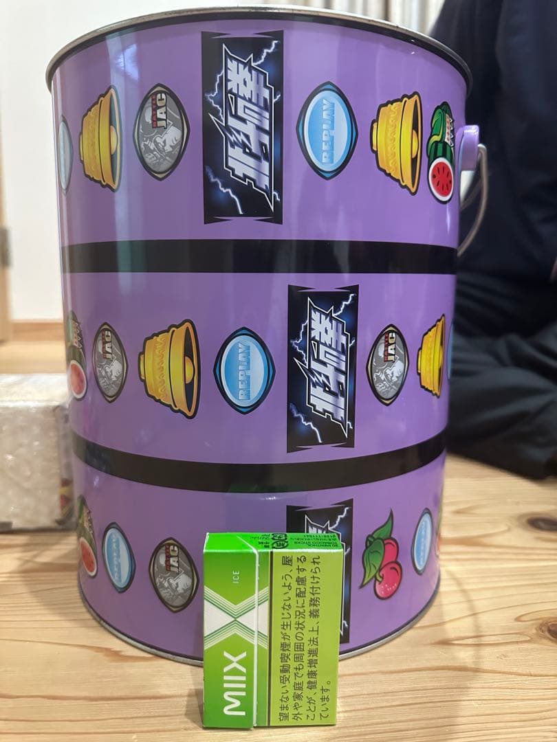 初代パチスロ北斗の拳　ドデ缶セット