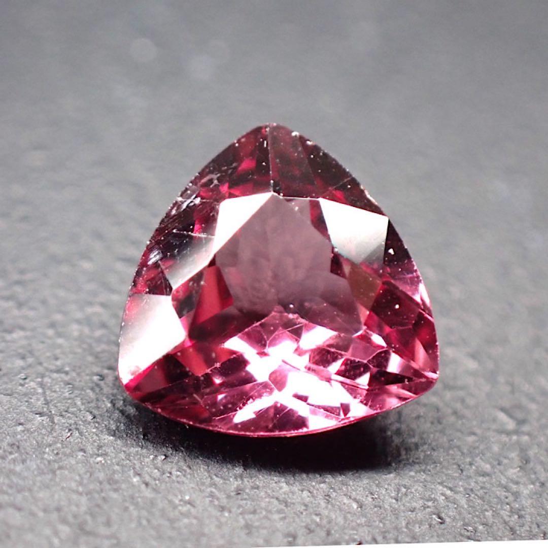 【タンザニア産】マラヤガーネット