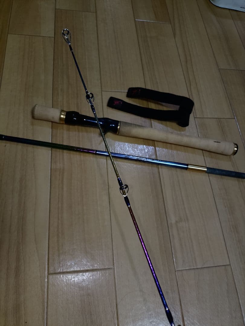 ワールドシャウラリミテッド　1652R-3