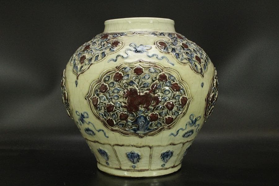 中国美術 纏枝蓮花貼 装飾 壷 高32cm(ZE729)