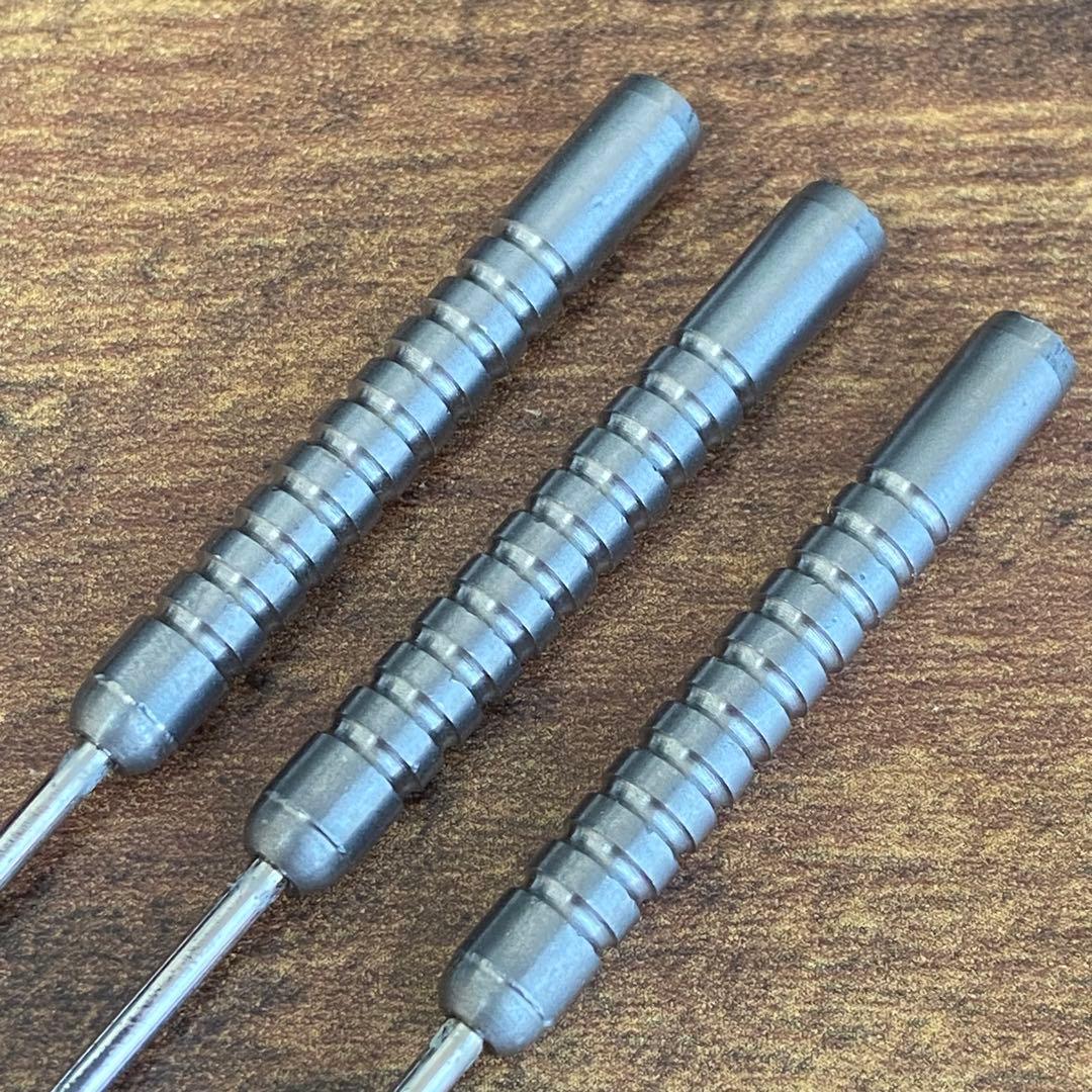 ダーツ unicorn CORE XL STRIKER STEEL 21g