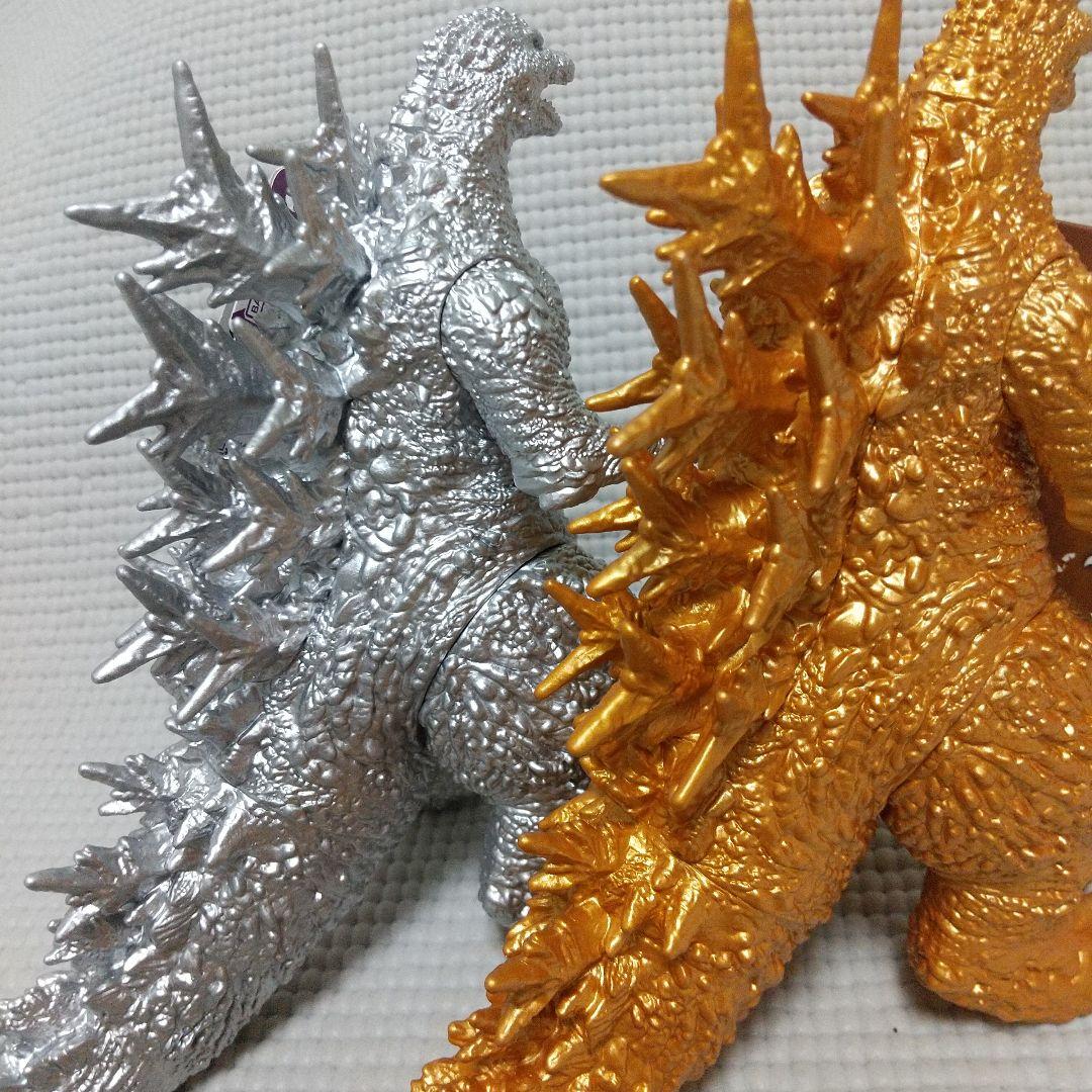豪華！限定ゴジラ-1.0〈ゴールド・シルバー・富士山〉ソフビ