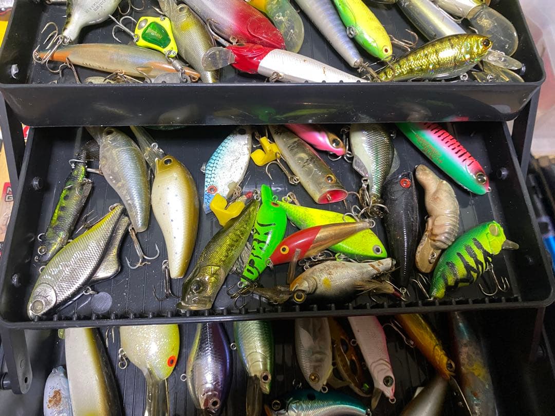 ★BASS引退セット！ルア一50個他多数　BOX毎　意外なおまけ有り